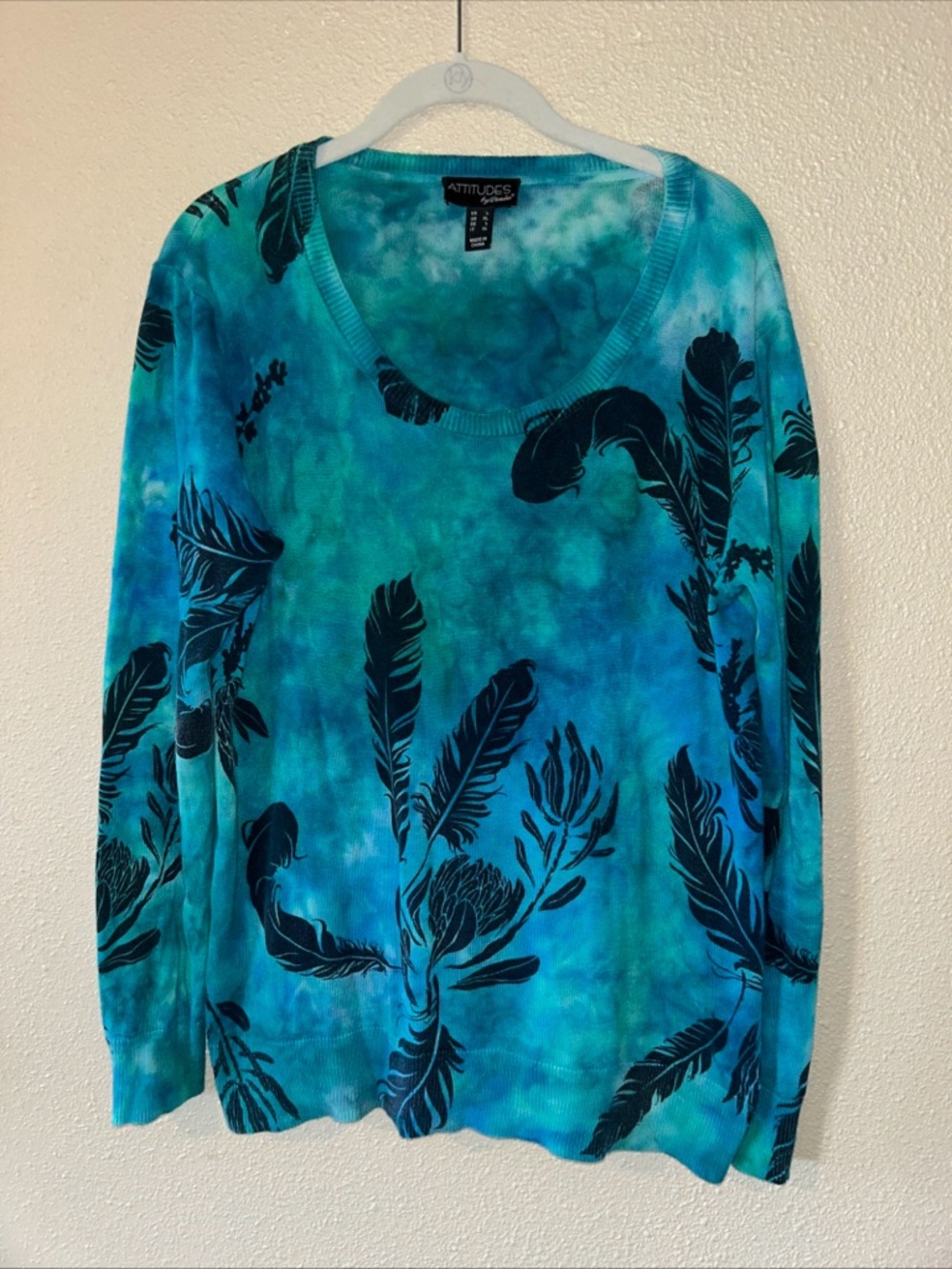 Attitudes by Renee Teal & Navy Blue Feather Print Long Sleeve Top